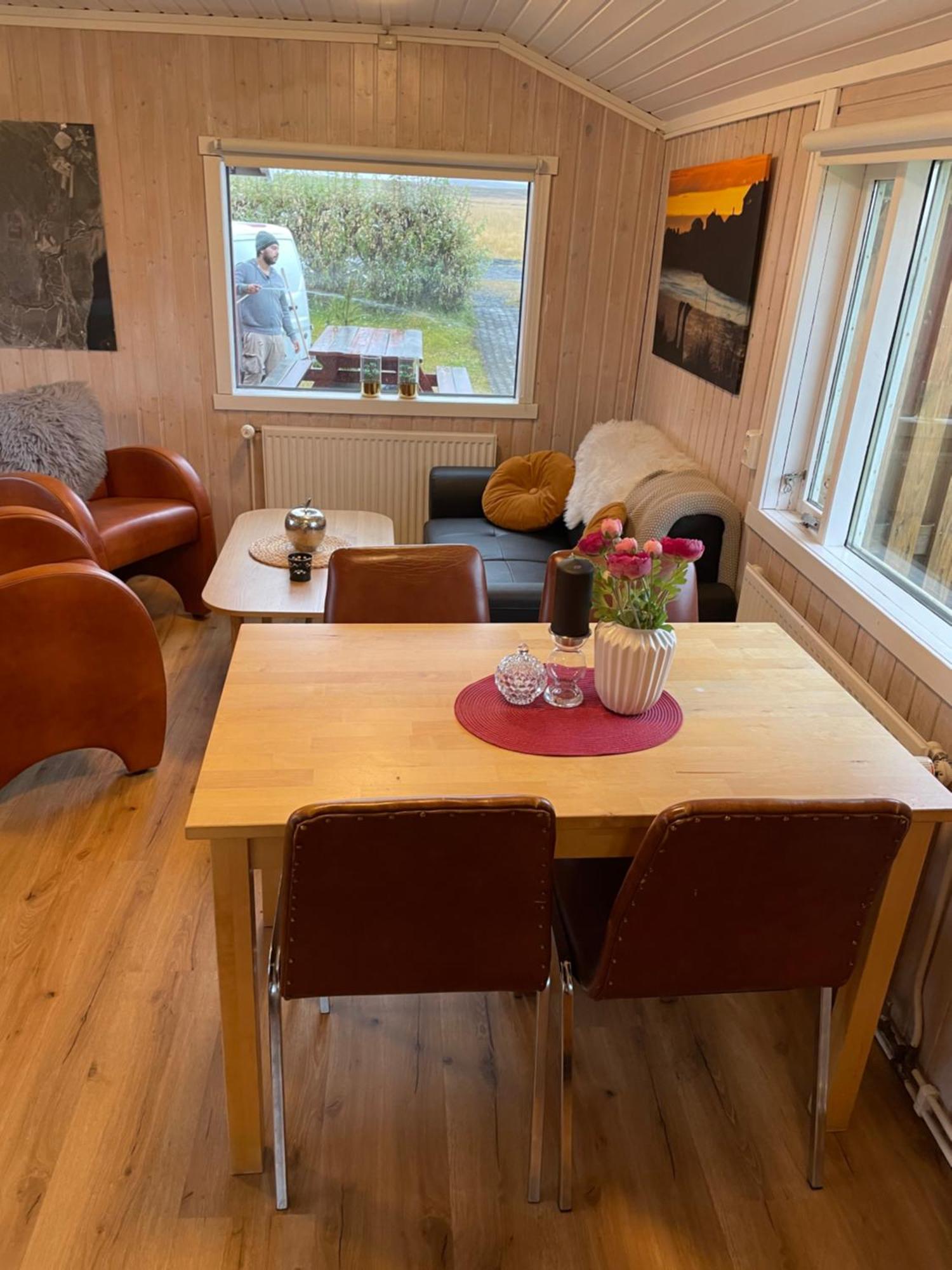 Laxas Cottage Blonduos Eksteriør bilde